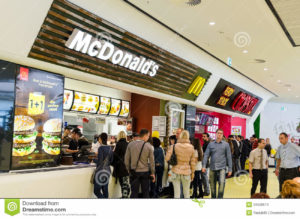 mcdonalds-food-clipart-people-buying-fast-food-gtpmm0-clipart